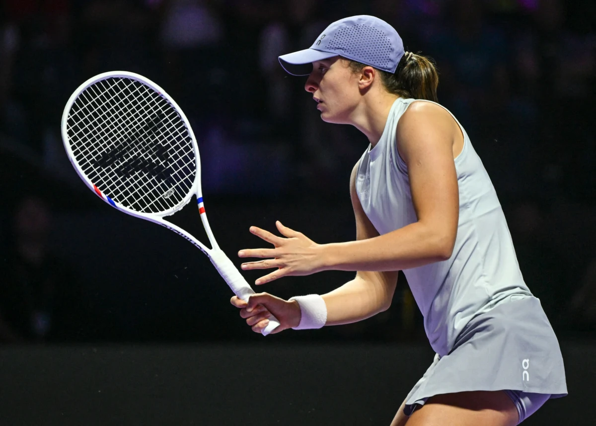 Iga Świątek pokonana przez Jelenę Rybakinę w grupowym meczu WTA Finals w Rijadzie. Polka musiała uznać wyższość rywalki, mimo że pierwszego seta wygrała 6:3. Reprezentantka Kazachstanu jest już pewna gry w półfinale.