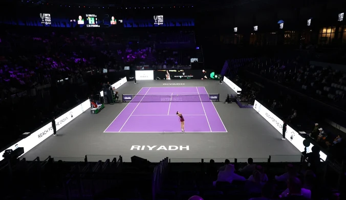 5:2 i zwrot w meczu światowej "1" na WTA Finals. Utrudniła obronę tytułu