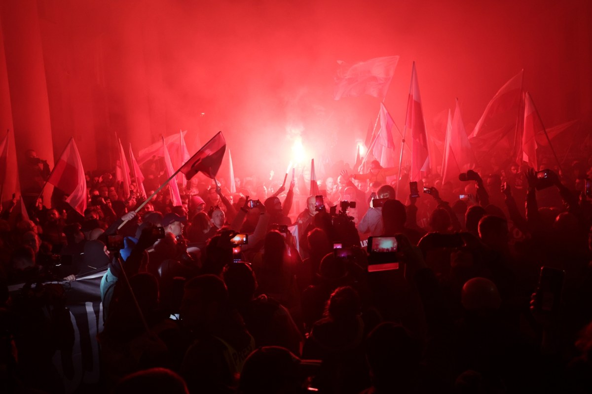 Kontrowersyjny plakat Marszu Polaków. Wrocław zawiadamia prokuraturę