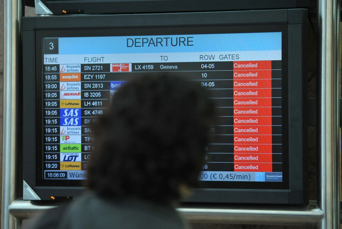 Lotnisko w Brukseli zostało zamknięte z powodu dronów, które pojawiły się nad obiektem - informuje agencja Reutera. Serwis Aviation24 informuje o kilku dronach. Lotnisko w Liege, gdzie przekierowano część ruchu lotniczego, również donosiło o widocznych bezzałogowcach. Jak informuje korespondentka RMF FM z Brukseli, loty zostały już wznowione.