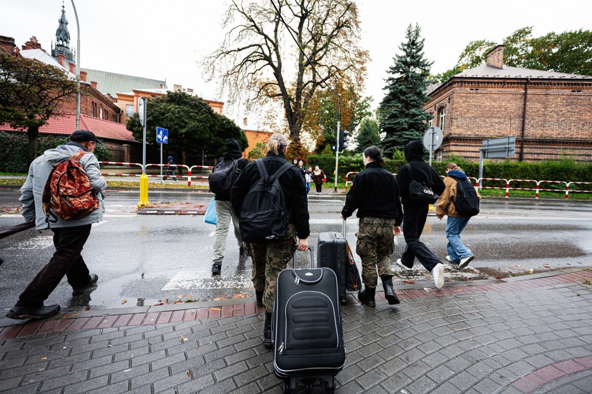 Setki tysięcy wniosków o pobyt. Gdzie cudzoziemcy najchętniej osiedlają się w Polsce?