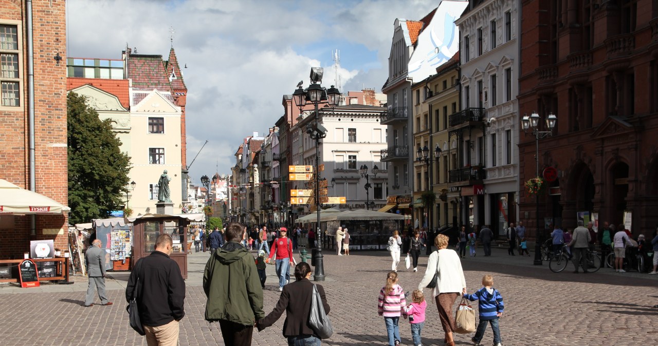 Rośnie liczba wniosków o pobyt w Polsce. Jeden region liderem