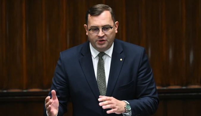 Minister mówił o działce pod CPK, zwrócił się do PiS-u. "Psikus, nie będzie pieniędzy"