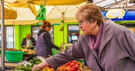 Wcale nie takie zdrowe! Oto, co znaleziono w warzywach i owocach z lokalnych upraw