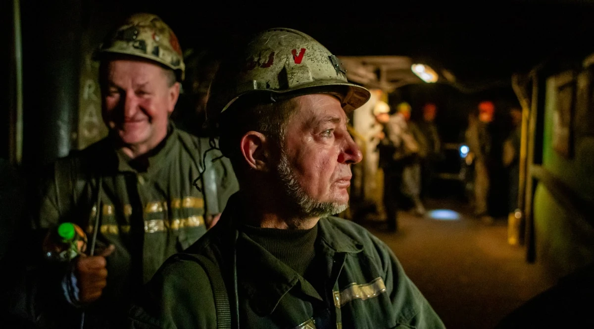 W Czechach dobiega końca era wydobycia węgla kamiennego. Jak poinformowała spółka Kopalnie Ostrawsko-Karwińskie (OKD), ostatnia czynna kopalnia CzSM w Stonawie koło Karwiny na Zaolziu zakończy działalność 31 stycznia 2026 roku.