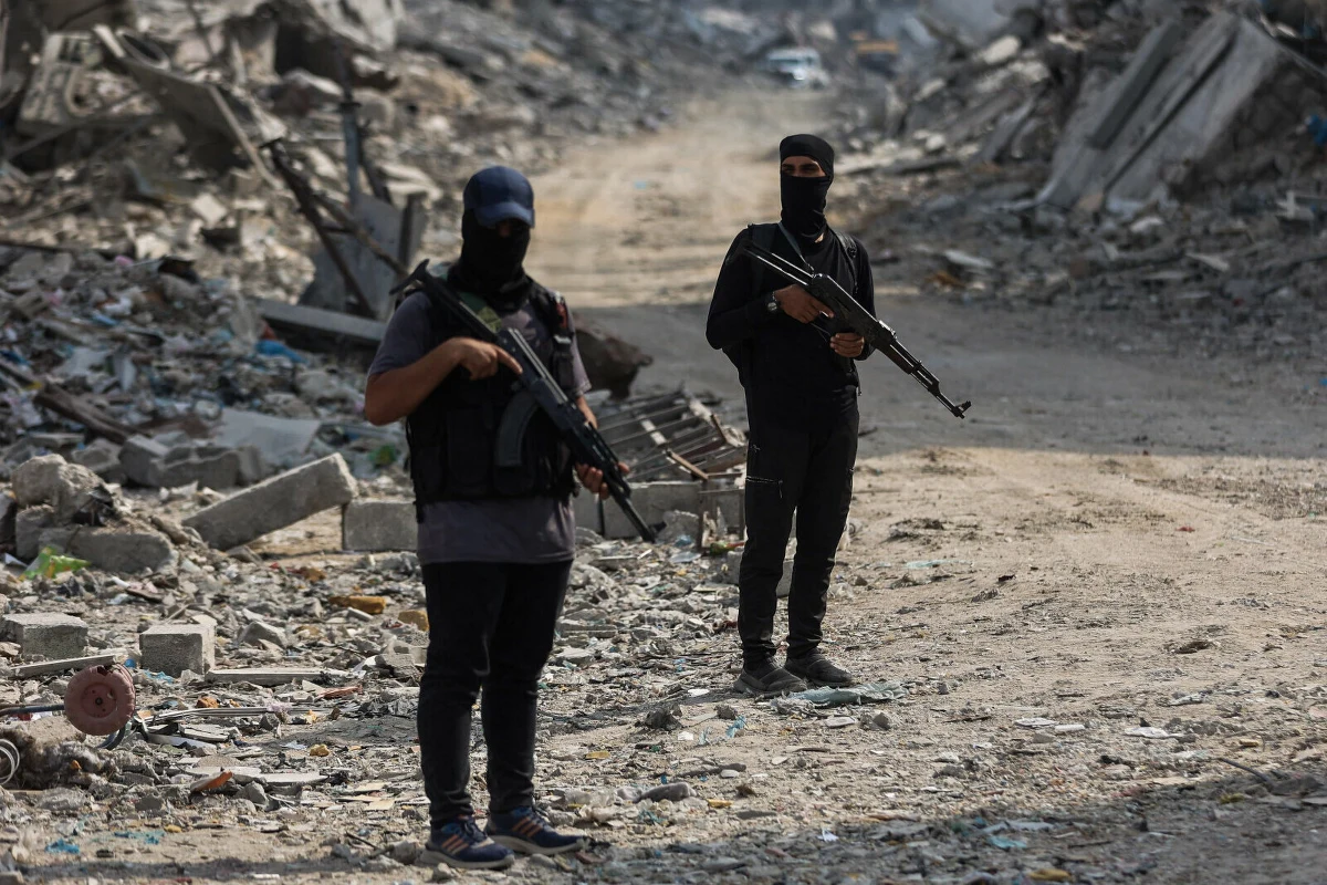 Rom Brasławski - uwolniony izraelski zakładnik - ujawnił, że był napastowany seksualnie w Strefie Gazy przez porywaczy z Palestyńskiego Islamskiego Dżihadu. Informację przekazała stacja CNN. O molestowaniu seksualnym mówiły wcześniej uprowadzone kobiety. Brasławski jest pierwszym mężczyzną, który powiadomił o takich atakach.