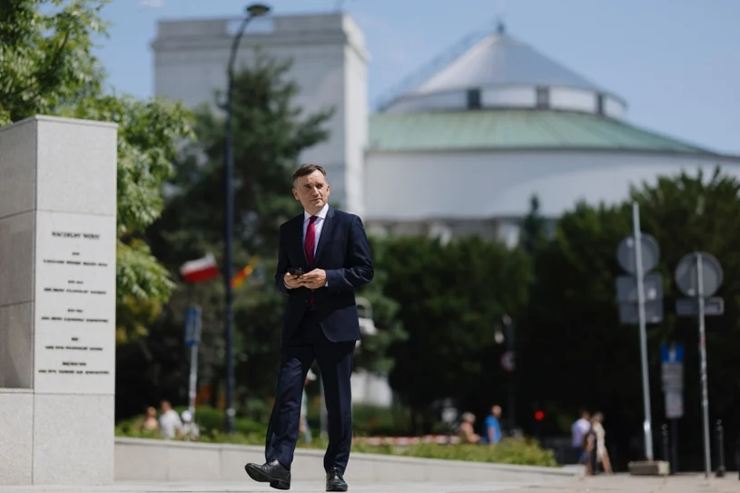 27 głosowań w sprawie Zbigniewa Ziobry. Wyjaśniamy procedurę w Sejmie