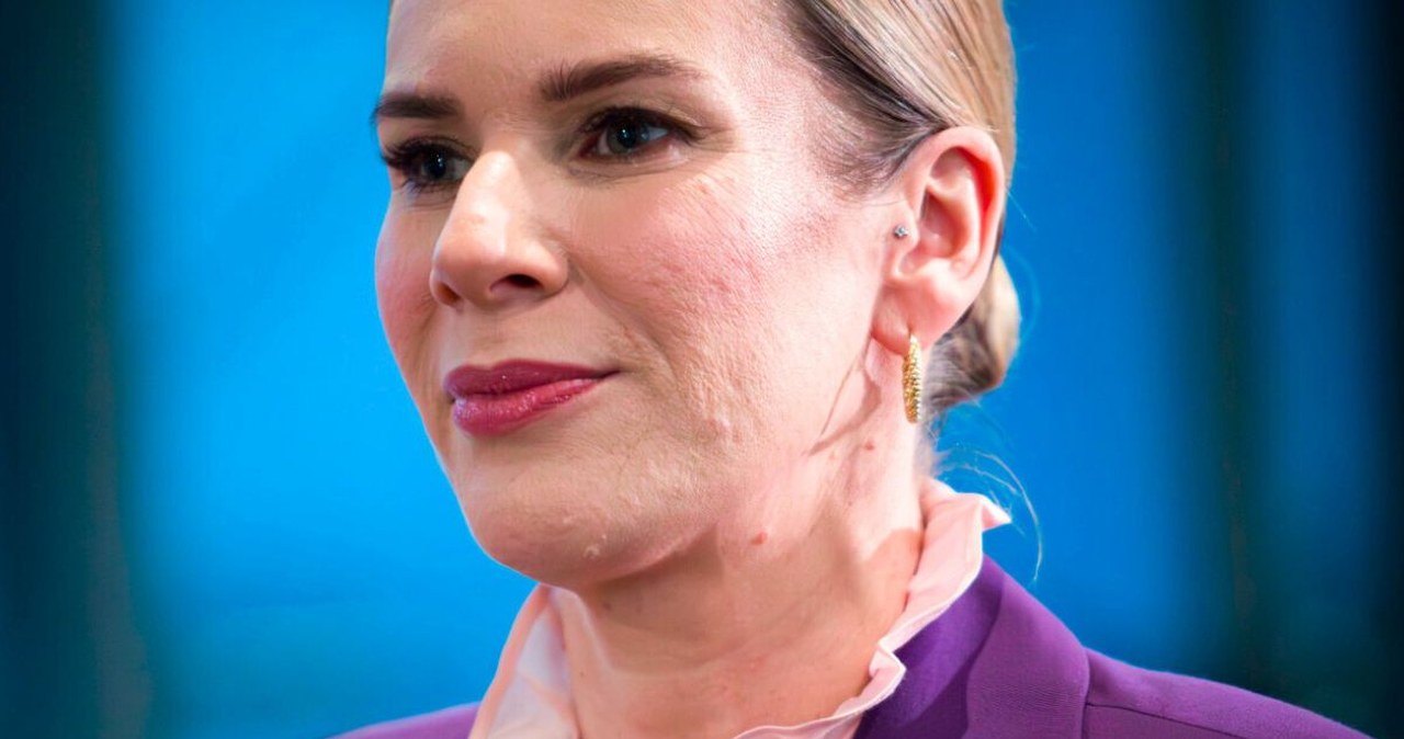 Nawrocka ledwo została pierwszą damą, a już pobiera emeryturę. Tyle dostaje