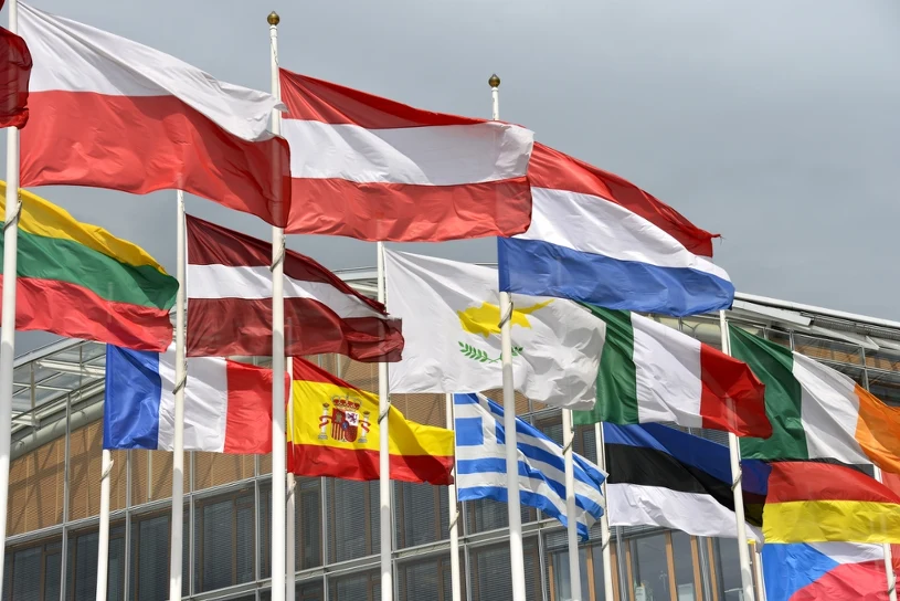 Polska na niechlubnej liście. Jest nowy raport o zadłużeniu Europy
