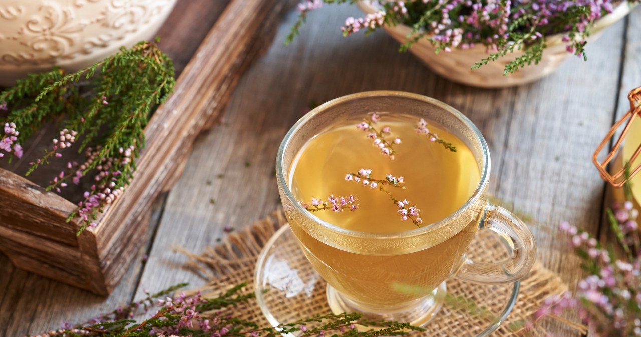 Prosty napar z jesiennych kwiatów. Pij przy stanach zapalnych i problemach z trawieniem