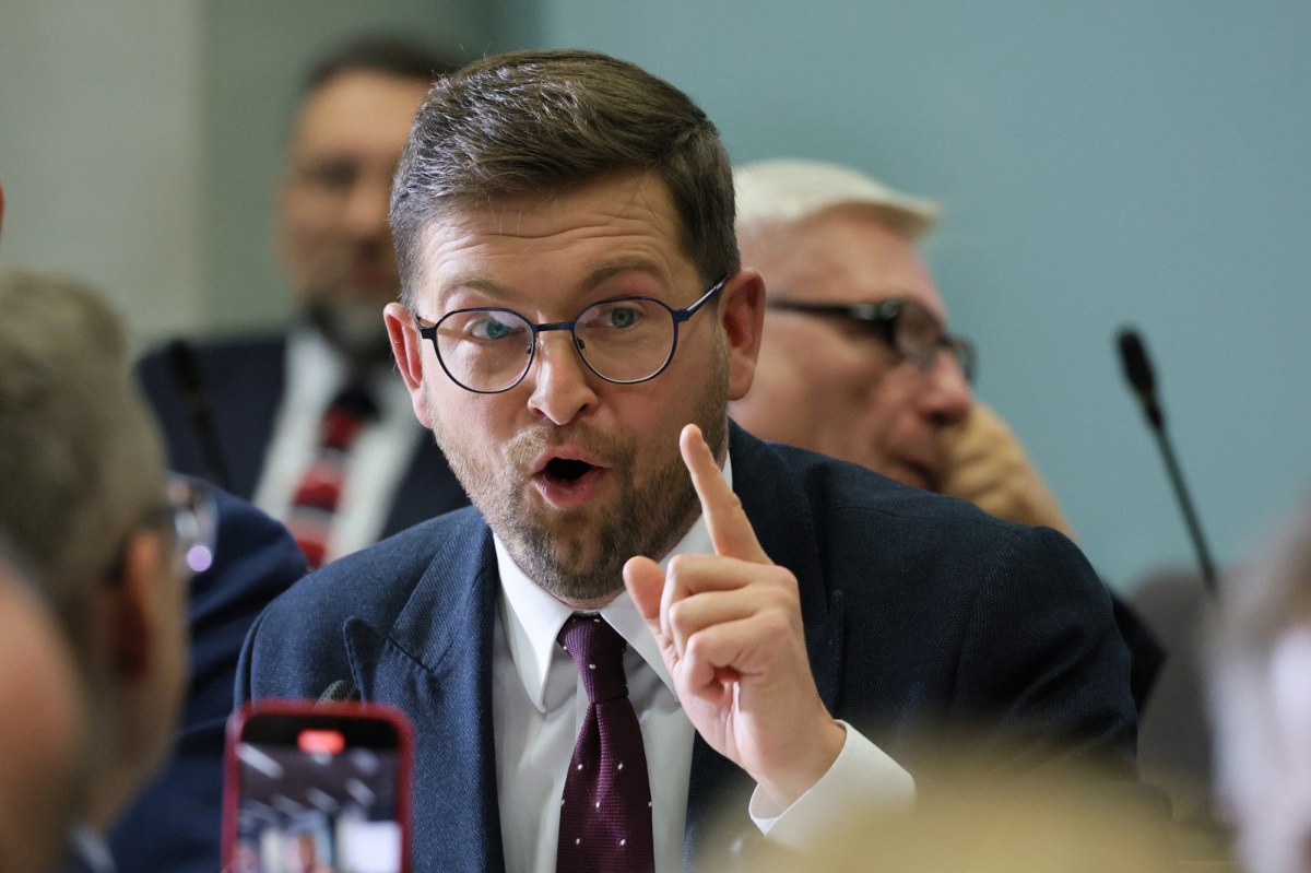 Gorące posiedzenie komisji ws. immunitetu Ziobry. Upadają kolejne wnioski