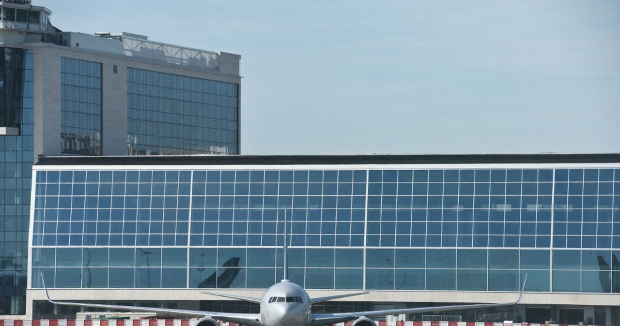 Zakłócenia na europejskich lotniskach. Powodem drony