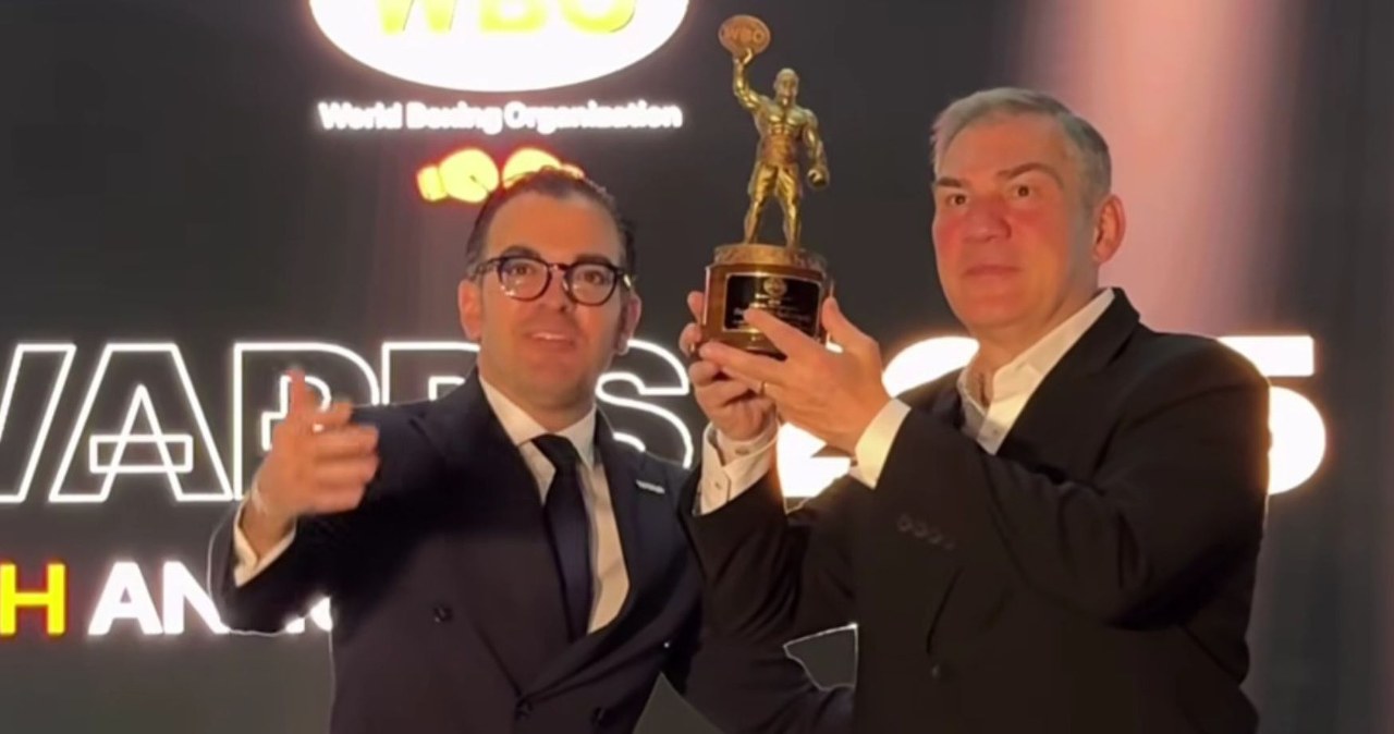 Michalczewski "wyniesiony na ołtarze" WBO. "Ludzie wstali i bili brawo"