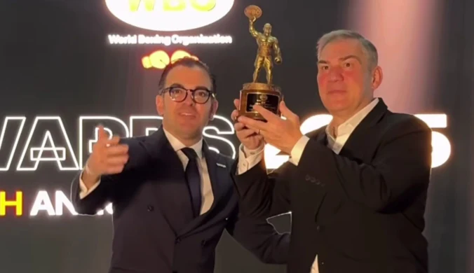 Michalczewski "wyniesiony na ołtarze" WBO. "Ludzie wstali i bili brawo"