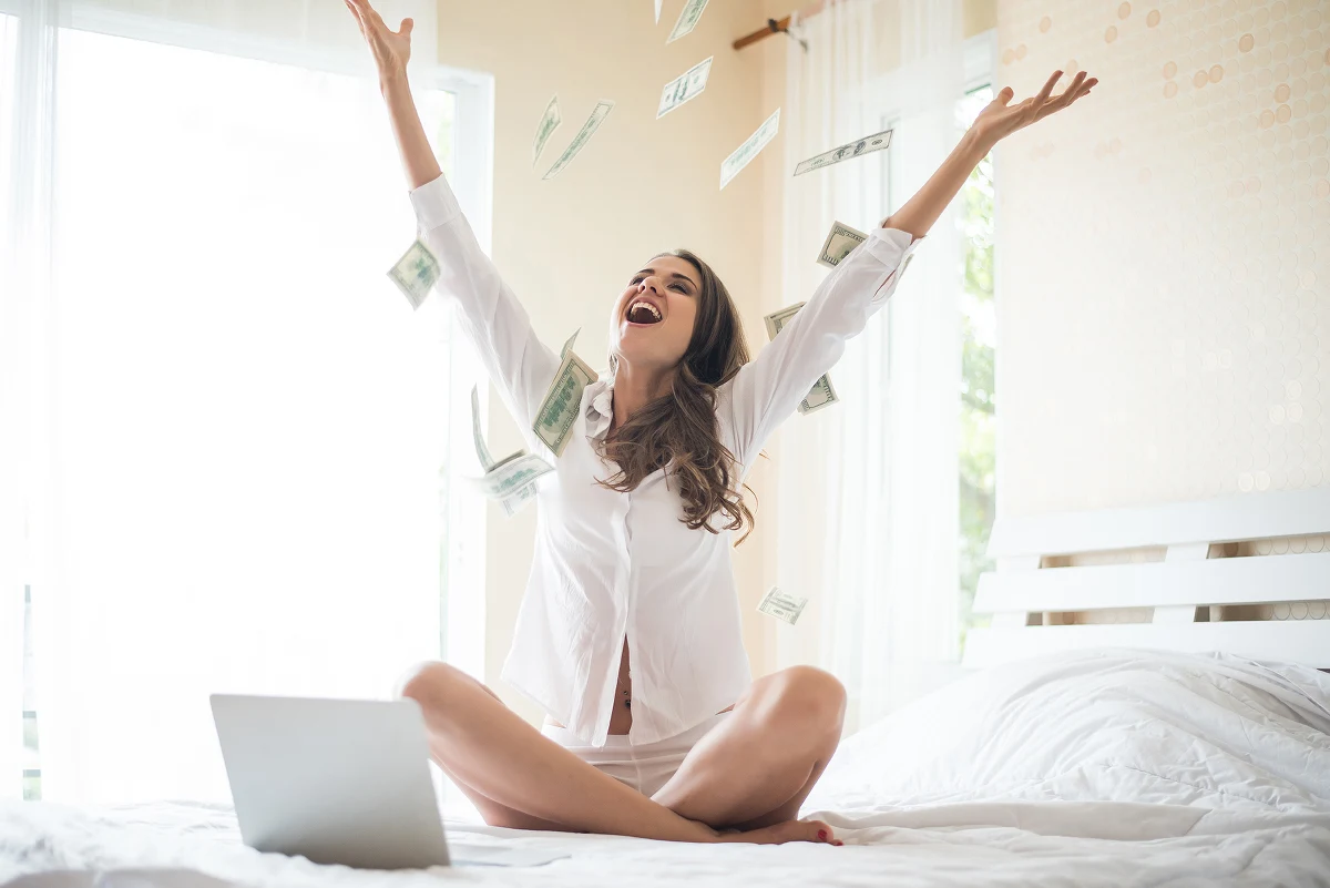 Jeszcze dekadę temu zamawianie cateringu dietetycznego czy sprzątanie na abonament było luksusem. Dziś to inteligentny sposób na kupowanie sobie najcenniejszej waluty na świecie – czasu. A co, jeśli powiedzielibyśmy Ci, że ta sama rewolucja wygody dzieje się właśnie na rynku nieruchomości? Coraz więcej właścicieli mieszkań odkrywa zarządzanie najmem długoterminowym – usługę, która zmienia ich inwestycję z drugiego etatu w prawdziwie pasywny dochód. To nowoczesny lifehack dla zapracowanych, który pozwala czerpać zyski bez angażowania czasu i nerwów.