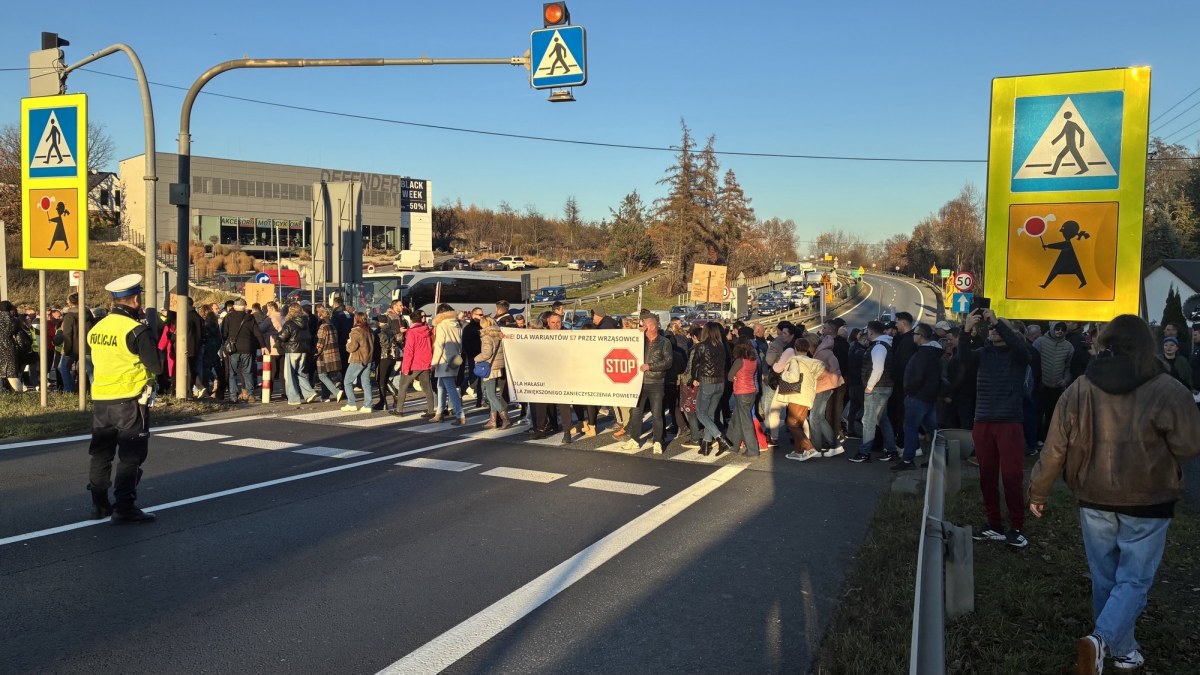 Blokada i korki przed długim weekendem. Protesty na zakopiance