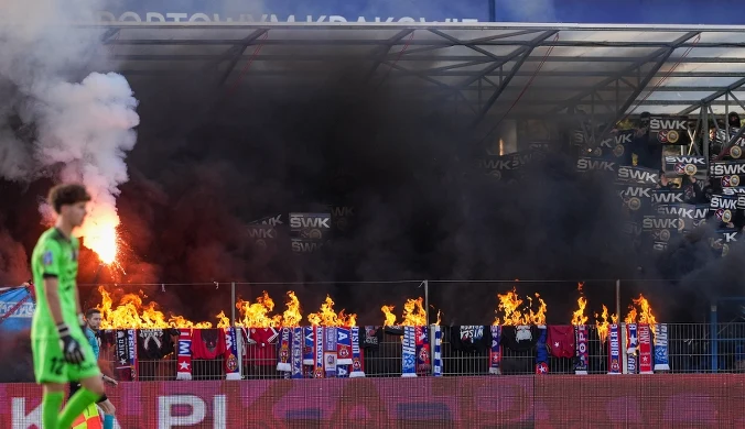 Skandal na meczu Wisły Kraków. PZPN zareagował, posypały się kary