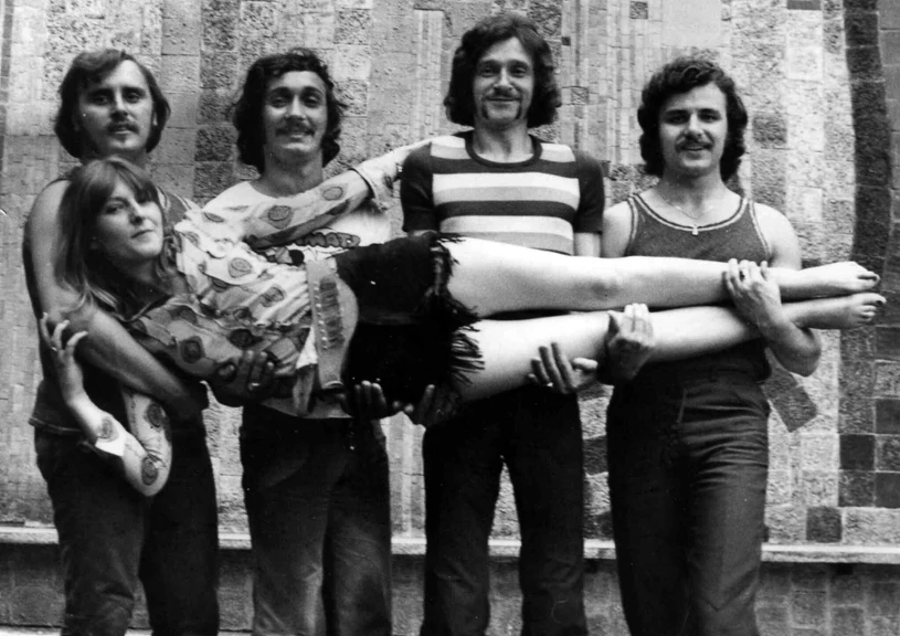 Hit Krawczyka kryje dramatyczną historię. Żona zdradziła go z przyjacielem