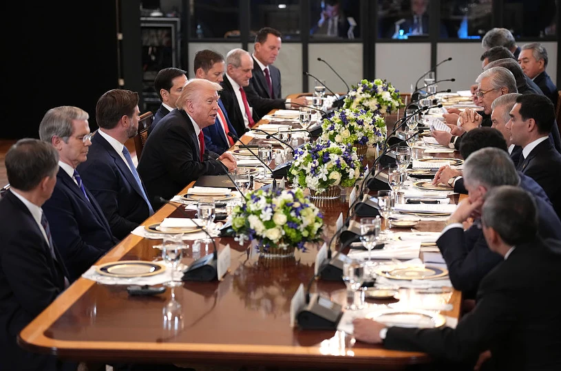 Trump przyjął pięciu przywódców. "Pierwszy raz w historii", "nowa era"