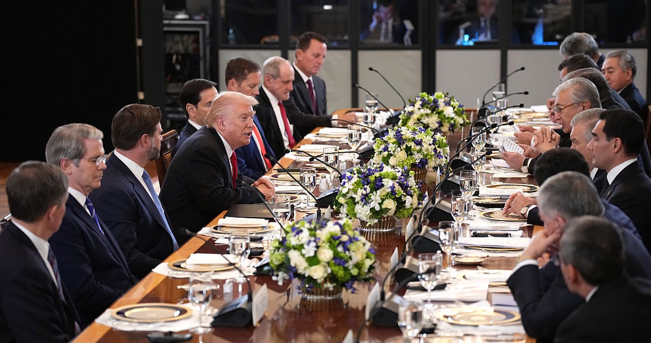 Trump przyjął pięciu przywódców. "Pierwszy raz w historii", "nowa era"