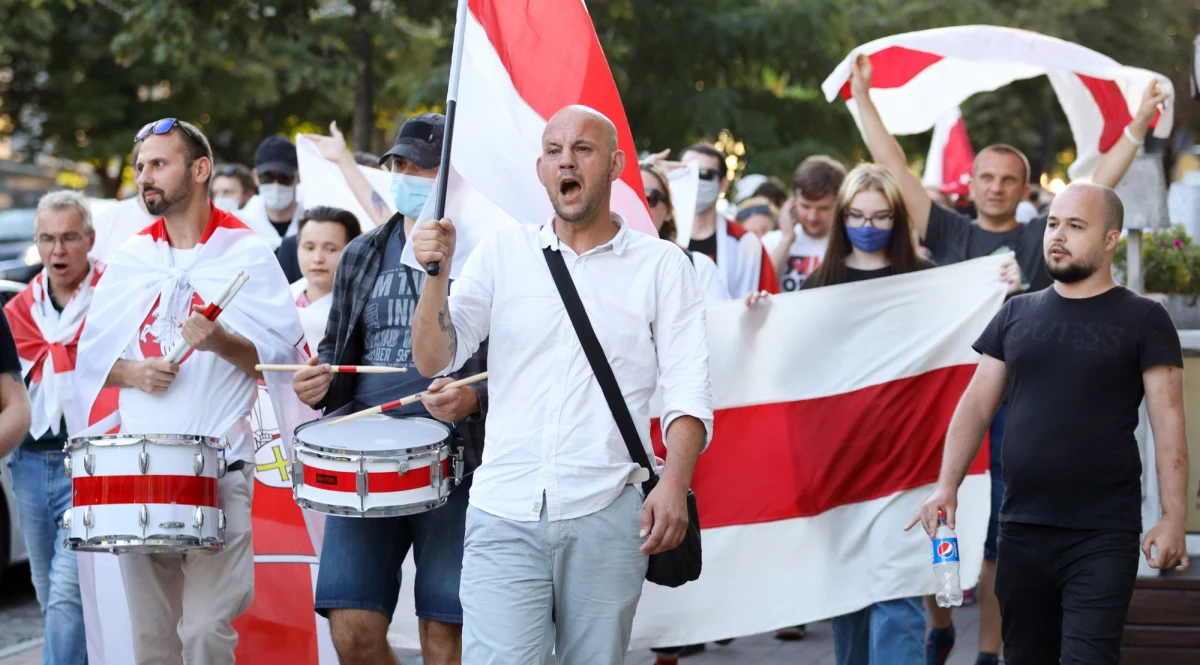 Portugalskie władze nakazały grupie białoruskich opozycjonistów, którzy po rosyjskiej inwazji na Ukrainę znaleźli schronienie w tym kraju, opuszczenie jego terytorium - poinformowała telewizja SIC. Białorusini, objęci dotąd ochroną czasową, mają 20 dni na wyjazd, w przeciwnym razie grozi im deportacja.