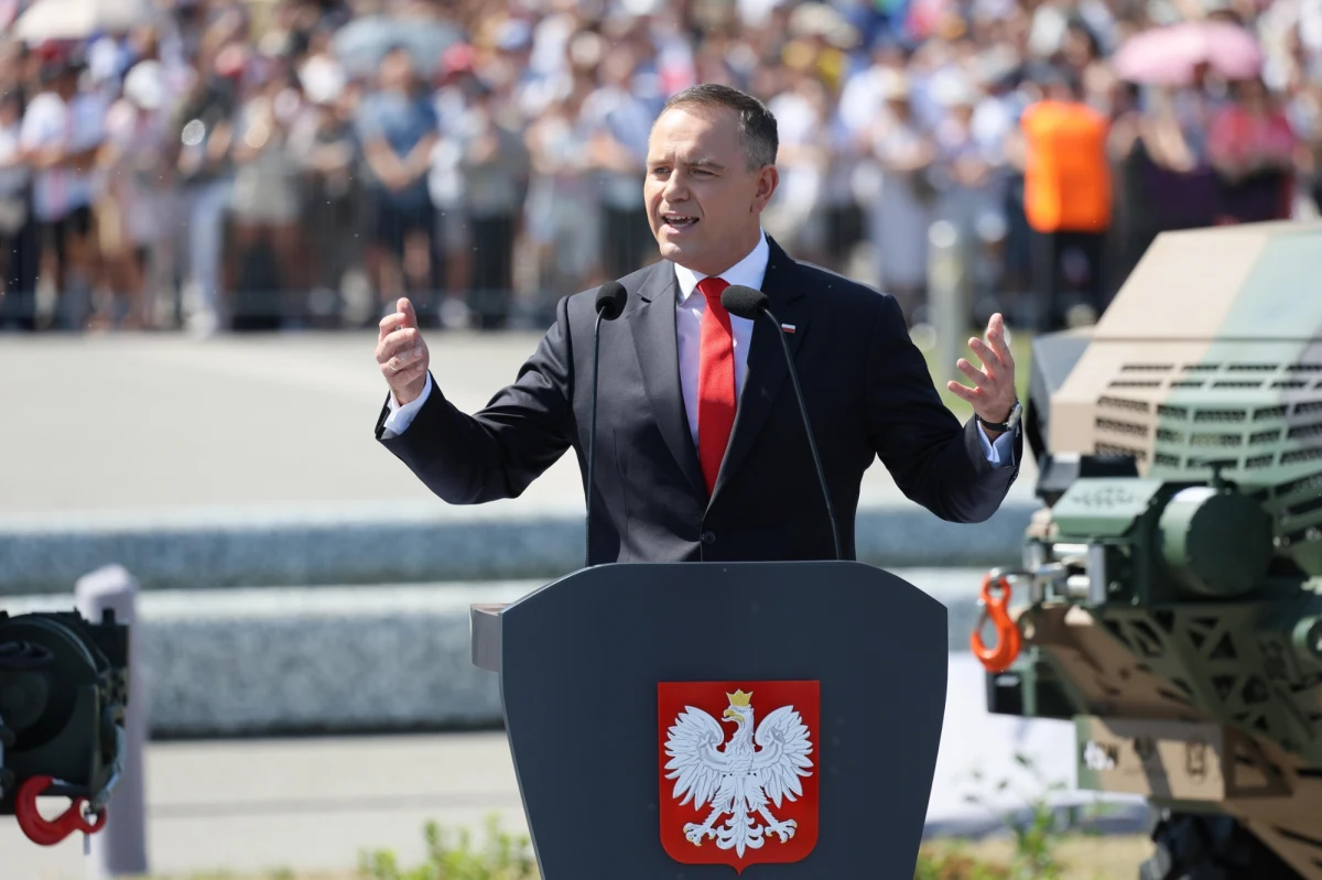 Prezydent Karol Nawrocki mianował na stopnie generalskie jedenastu oficerów Wojska Polskiego i po jednym oficerze policji, Straży Granicznej i Straży Pożarnej. Akty mianowania wręczy 11 listopada, podczas obchodów Narodowego Święta Niepodległości.