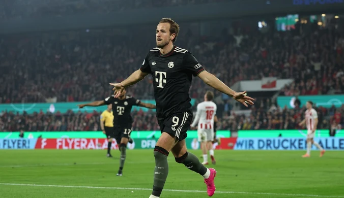 Niespodzianka w Berlinie, Kane na pomoc Bayernowi. Anglik goni Lewandowskiego