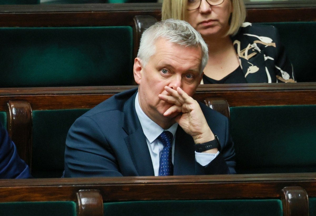 "Odpuście sobie chociaż tę wojenkę". Fala komentarzy ws. afery o stopnie oficerskie