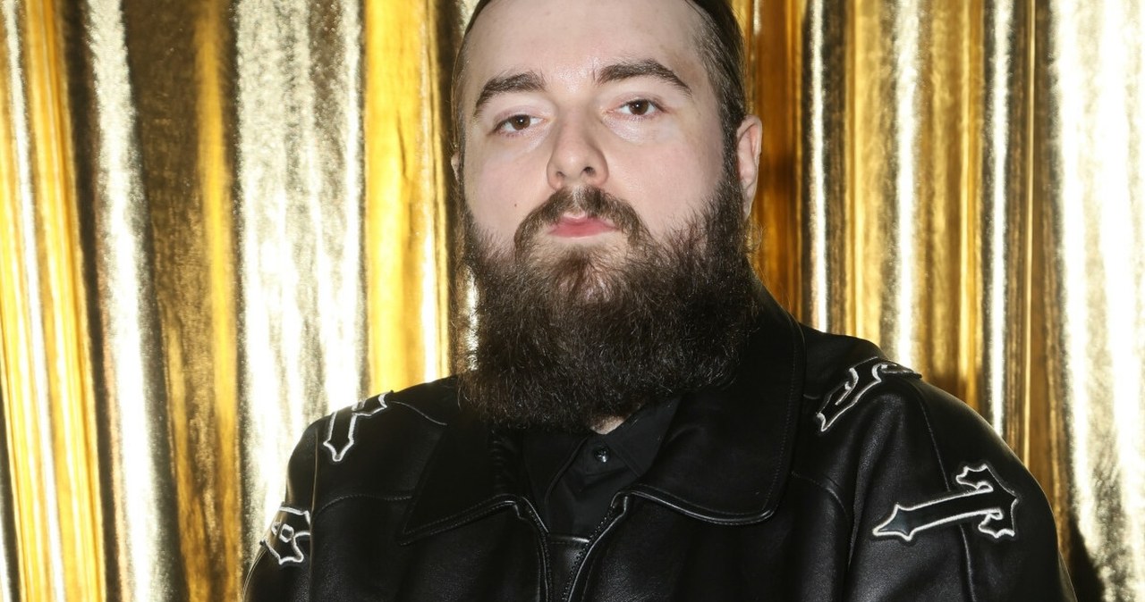 Bedoes przeszedł wielką metamorfozę. Muzyk jest nie do poznania