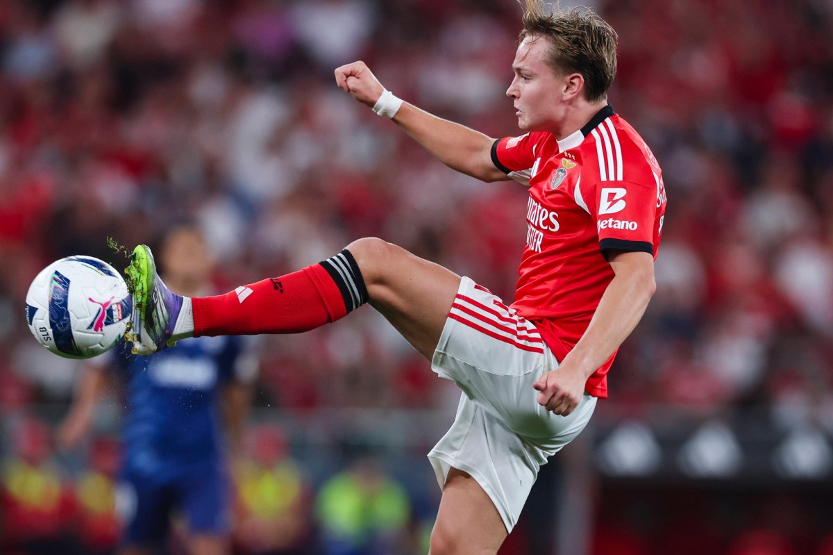 Znany piłkarz z poważnym oskarżeniem. Rozesłał filmik z dziecięcą pornografią