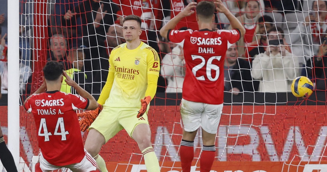 Takiego samobója nikt nie widział. Gol sezonu. Można oglądać bez końca