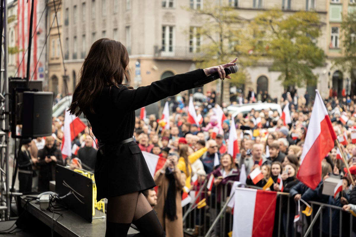 Bądźcie z nami! IX Ogólnopolskie Śpiewanie Biało-Czerwonych Przebojów z RMF FM już dziś