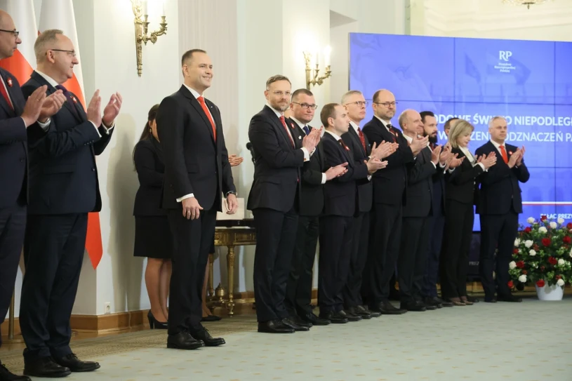 Karol Nawrocki wręczył Ordery Orła Białego. Dwóch odznaczonych