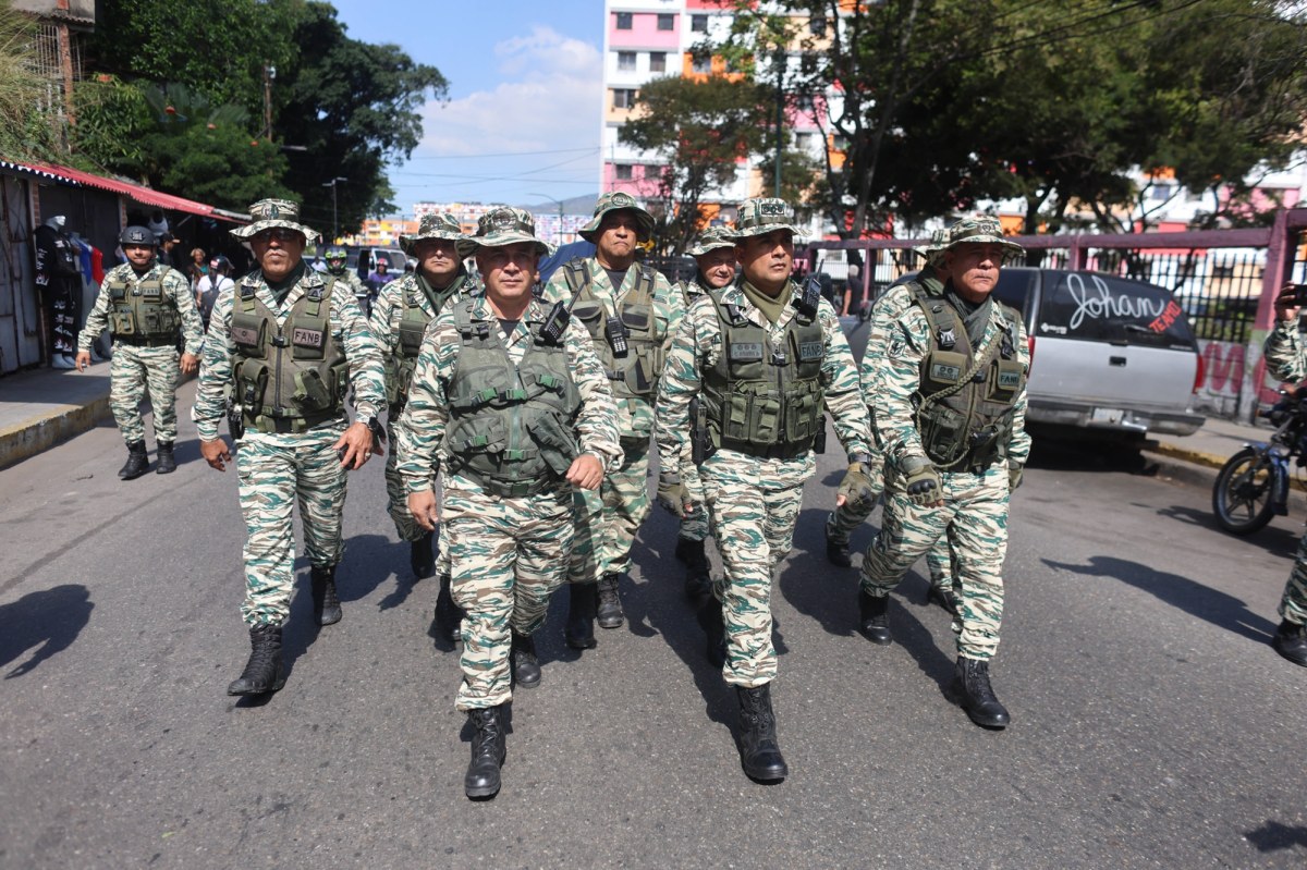 "Nie przetrwalibyśmy dwóch godzin". Co zrobią, gdy Trump zaatakuje?