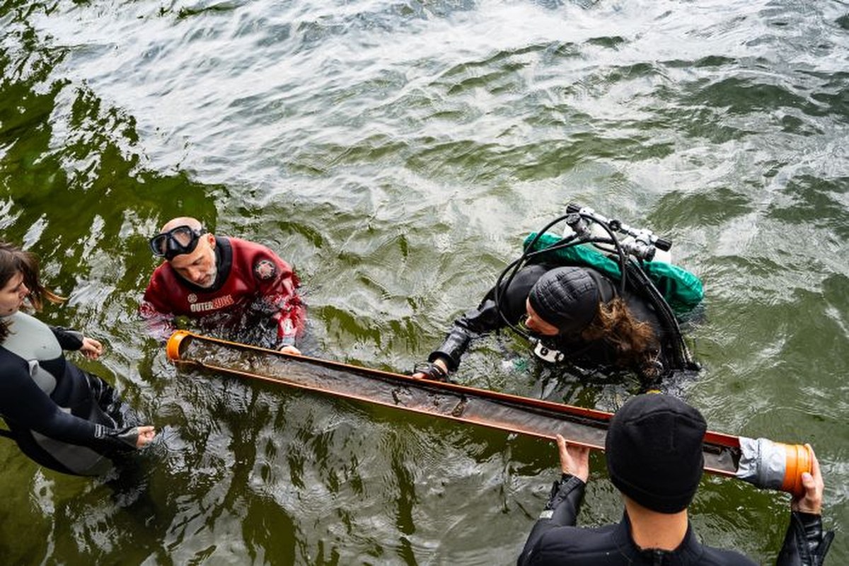 Książęca włócznia Piastów. Sensacyjne odkrycie na dnie Jeziora Lednica