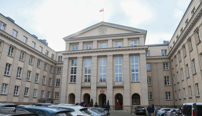 Były prezes NIK z zarzutami. Marian B. na celowniku śledczych