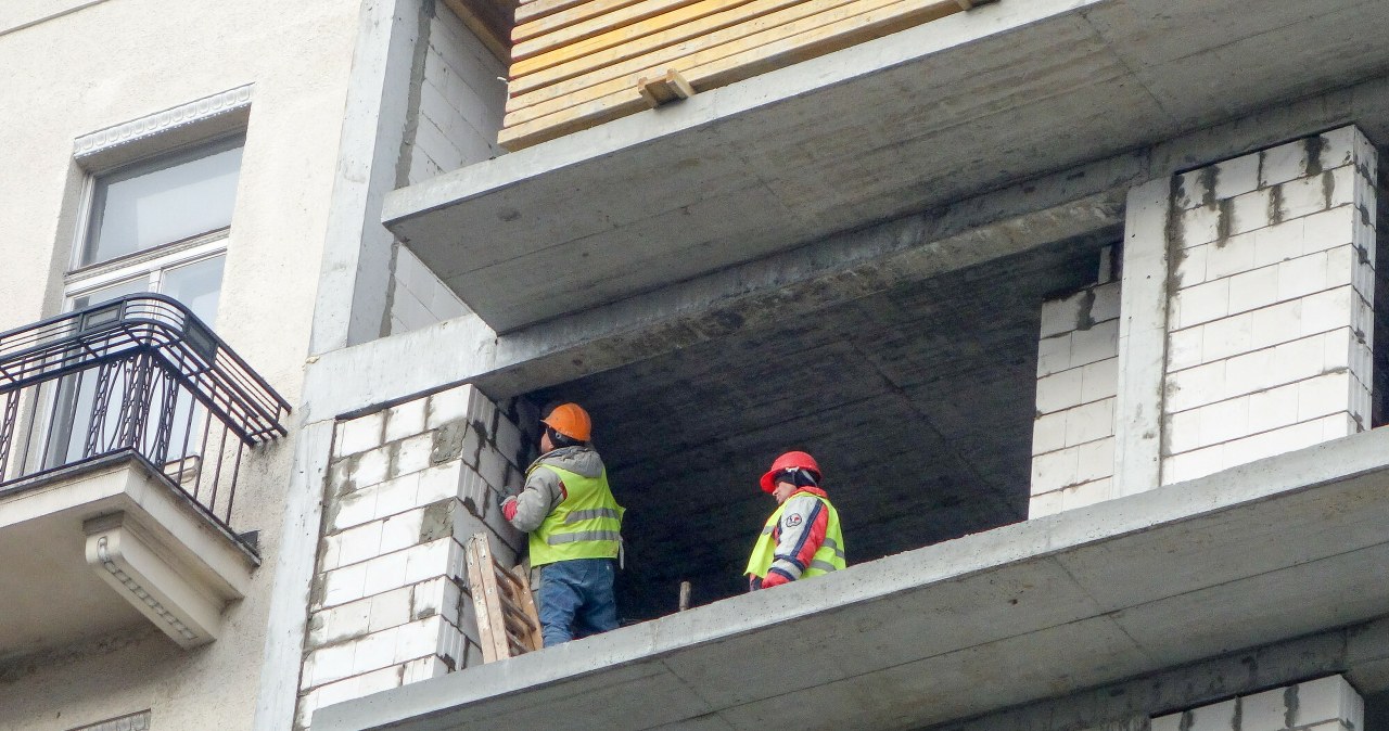 W Niemczech szukają fachowca do pracy. Za tyle "nawet stróża nie znajdziesz"