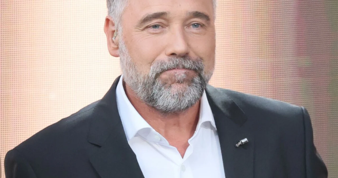 Łukasz Nowicki zaliczył wpadkę na żywo. Szybko zaczął się tłumaczyć