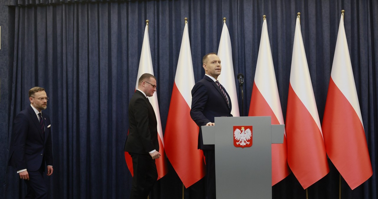 wiadomości,aktualności,Interia Nawrocki odmawia sędziom, Tusk pisze o 