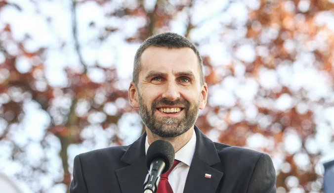 Wykształcenie Możdżonka może zaskoczyć. Wybrał inną drogę niż wielu kolegów