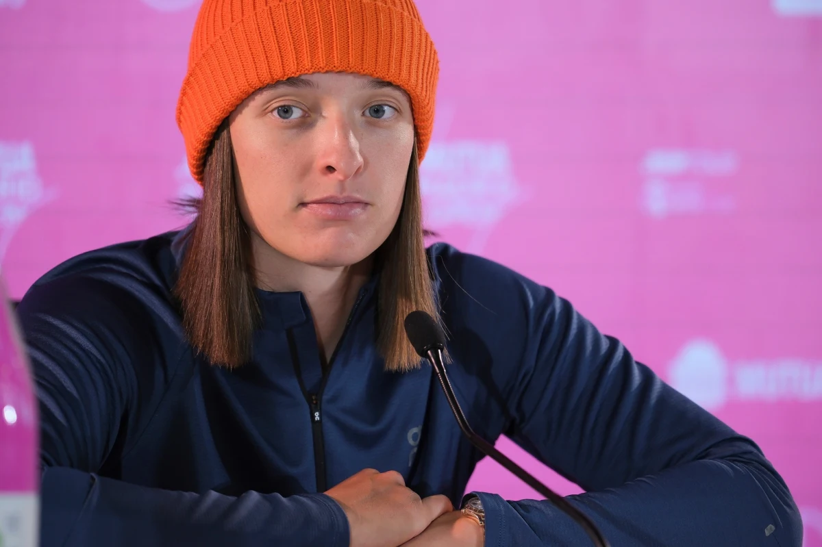 Sezon 2025 przyniósł ogromne zarobki czołowym tenisistkom świata. Aryna Sabalenka pobiła historyczny rekord, a Iga Świątek utrzymała się w ścisłej czołówce. W rankingu znalazło się także kilka niespodzianek.