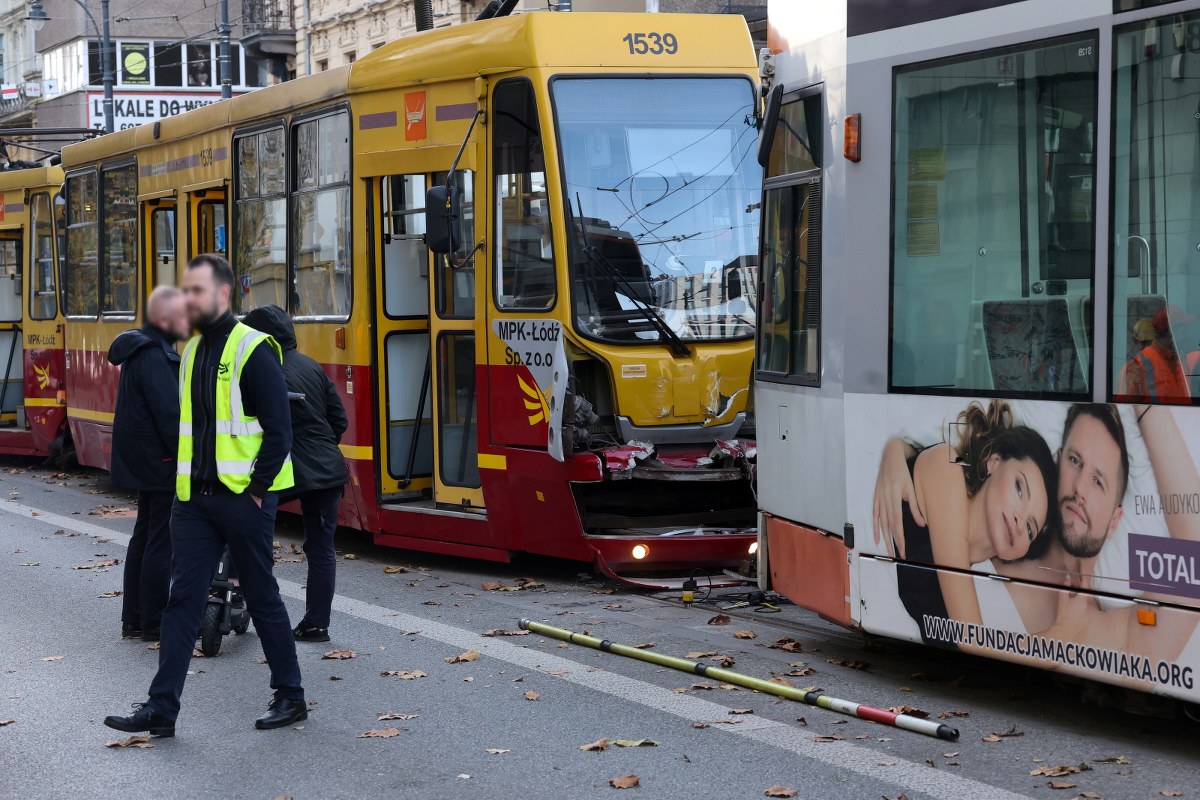 Zderzenie tramwajów w Łodzi. 4 osoby w szpitalach