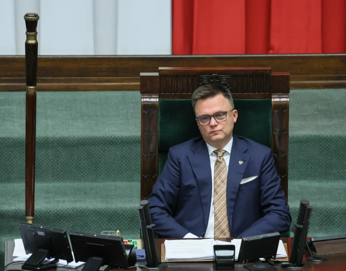 "Przyszedł ze świata mediów, w którym kamera jest skoncentrowana na głównym aktorze. Prezentował narcystyczne cechy. Myślę, że zabrakło mu doświadczenia, popełniał masę błędów. Dużą rolę grały emocje, których on częstokroć nie potrafił powściągnąć" – tak ocenił karierę polityczną Szymona Hołowni dr Tomasz Słupik z Uniwersytetu Śląskiego w rozmowie z Tomaszem Terlikowskim na antenie internetowego Radia RMF24. Politolog ocenił marszałka Sejmu na trójkę z plusem.