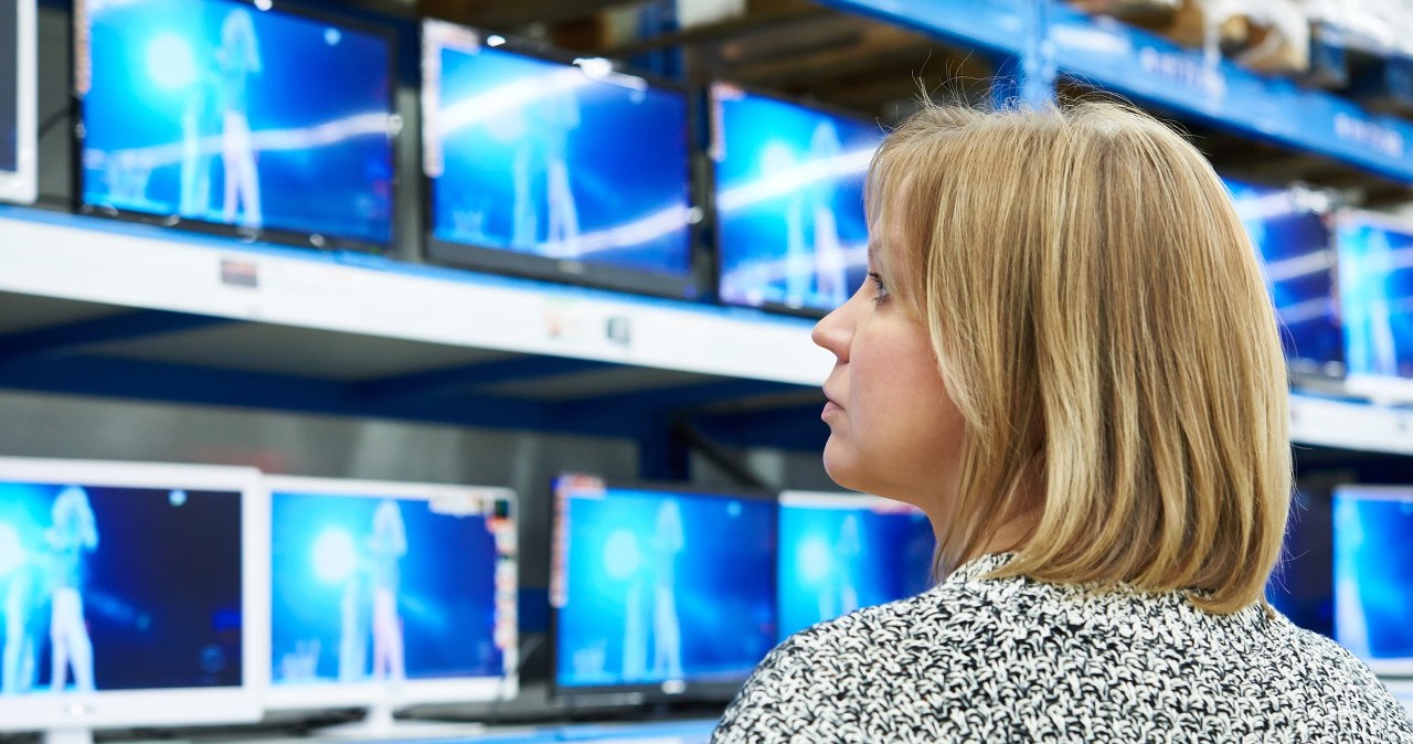 Black Weeks zaliczone. Jak połączyć nowy telewizor z telefonem?