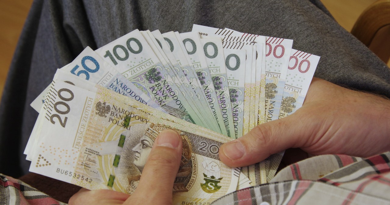 Tak Polacy ratują się przed inflacją. Skarbowe papiery wciąż popularne