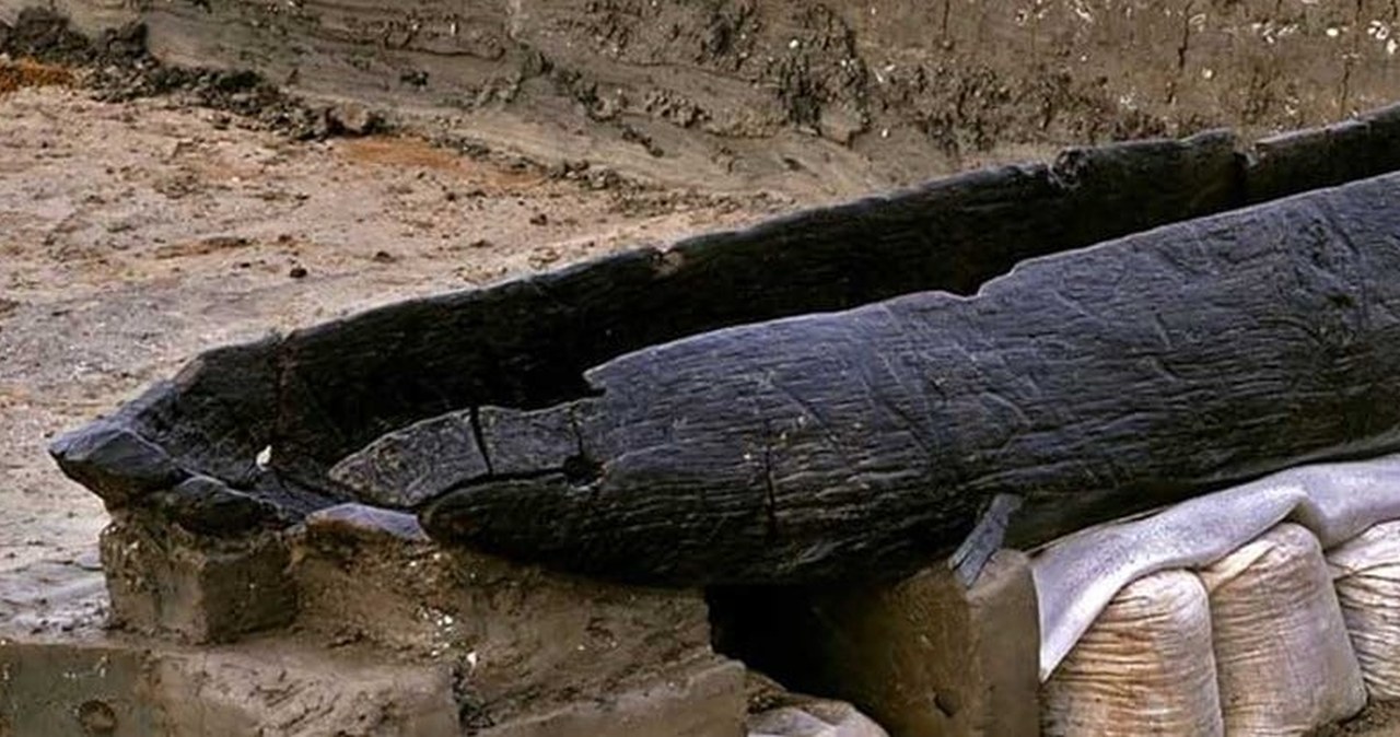 Po 3000 lat z koryta rzeki wynurzyły się łodzie. Odkrywają sekrety epoki brązu