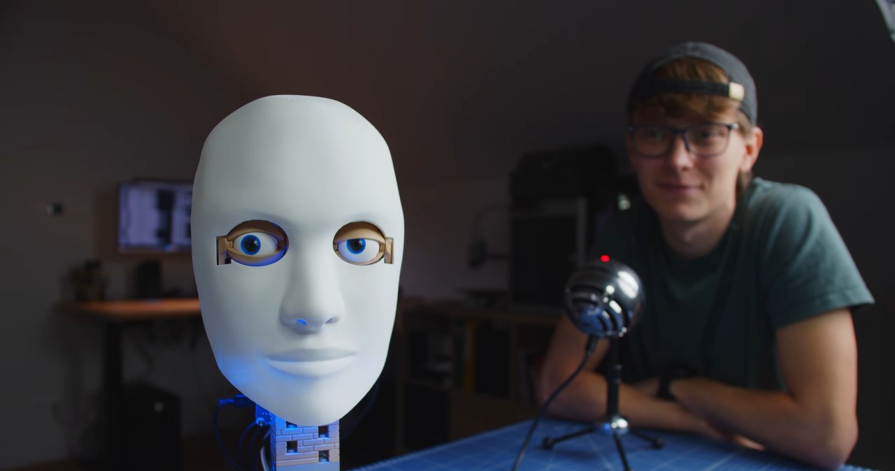 Polski Arystoteles z AI. Nikodem Bartnik pyta robota o sens życia