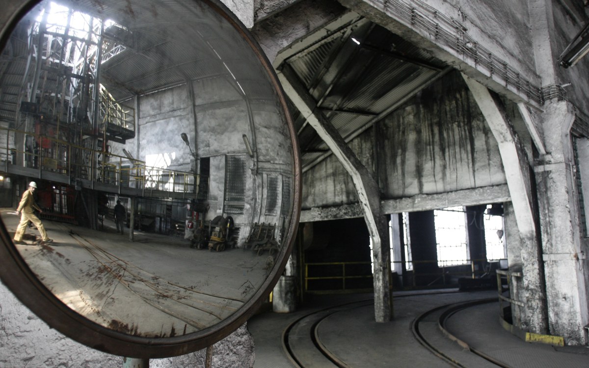 Wypadek w kopalni w Czechowicach-Dziedzicach. Bryła węgla przygniotła górnika