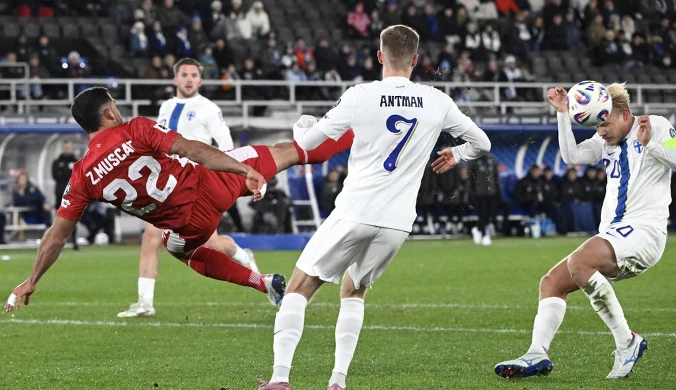 Polacy jeszcze nie wyszli na murawę, a już mają awans. Sensacja w meczu rywali