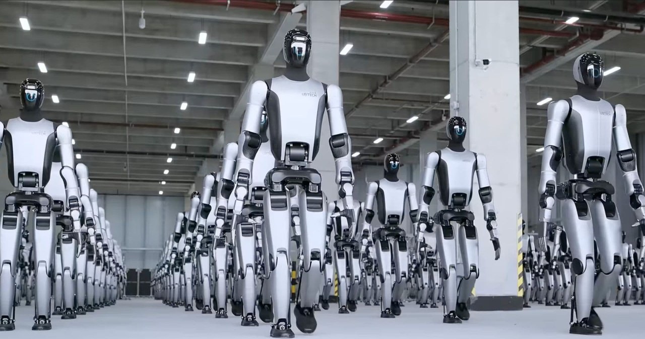 To już się dzieje. Roboty humanoidalne będą patrolować granice